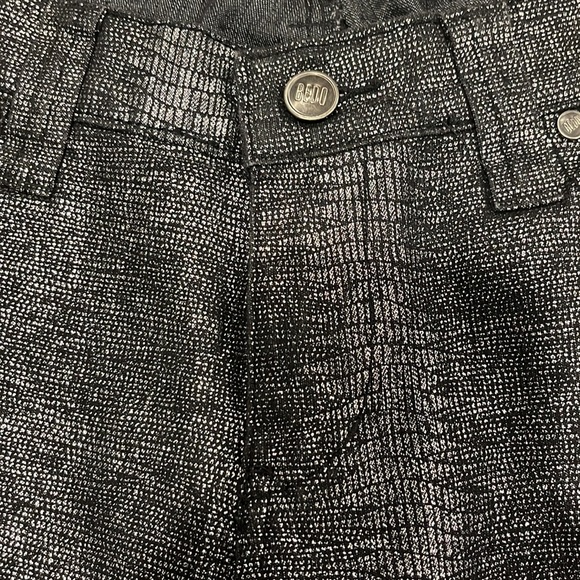 Jeans - Picture 3 of 9